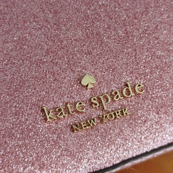 Kate Spade 💥NWT💥 Glimmer Oval Camera Bag Pink Mitten Crossbody Bag. NEW! - Picture 8 of 17